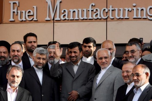 Ahmadineyad sale ileso atentado bomba Iran